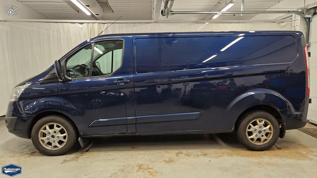 Ford Transit Custom 3