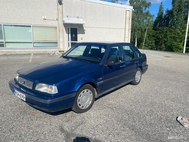 Volvo 440 1