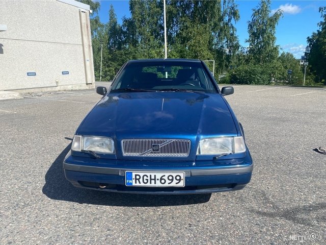 Volvo 440 8