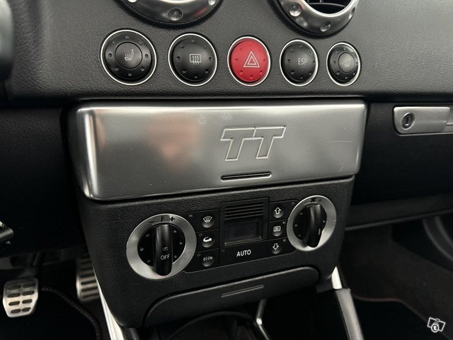 Audi TT 12