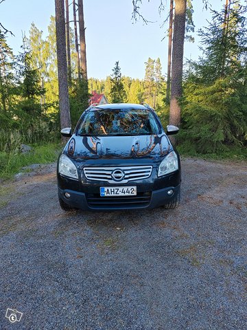 Nissan Qashqai+2 3