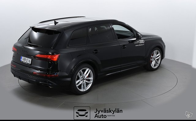 Audi Q7 5