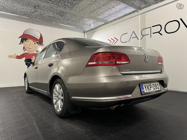 Volkswagen Passat 25