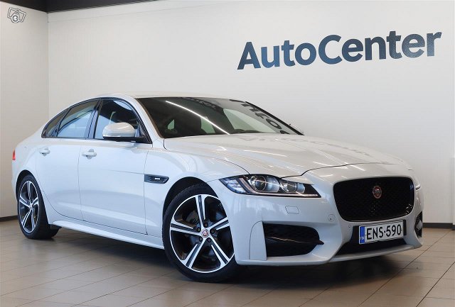 Jaguar XF, kuva 1