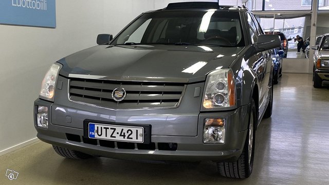 Cadillac SRX 2