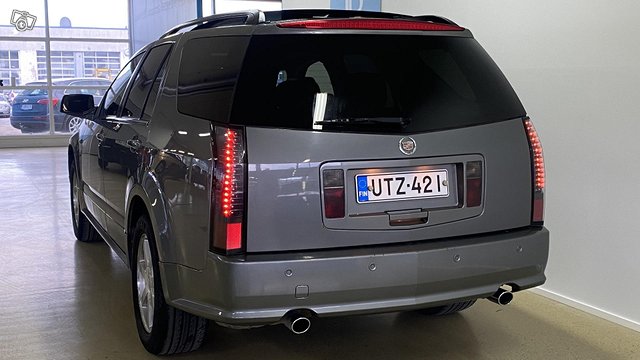 Cadillac SRX 15