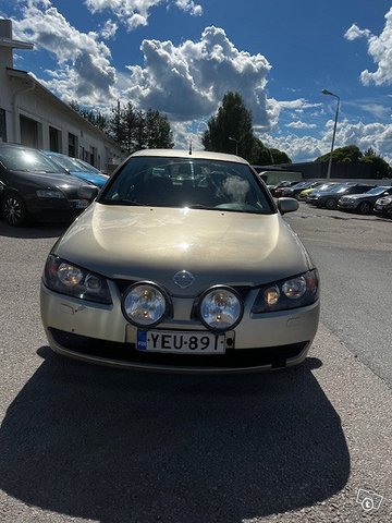 Nissan Almera, kuva 1