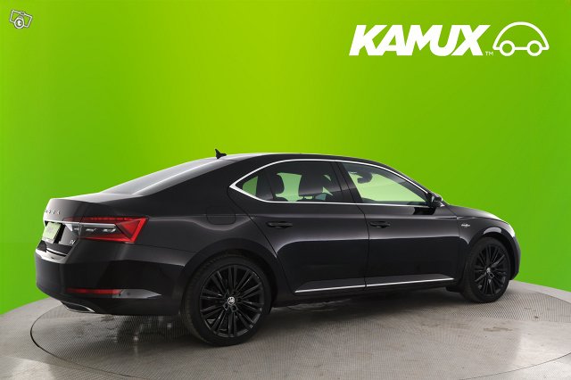 Skoda Superb 2