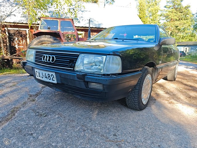 Audi 100, kuva 1