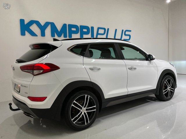 Hyundai Tucson 4