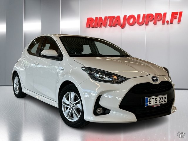 Toyota Yaris 1