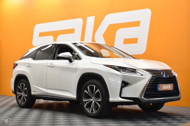 Lexus RX, kuva 1