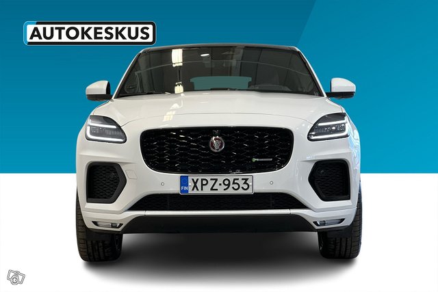 Jaguar E-PACE 9