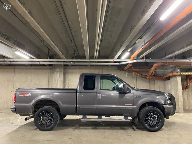 Ford F250 SD 4