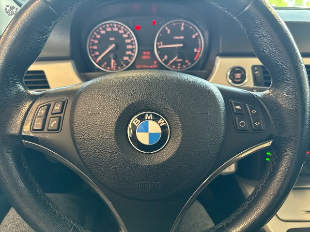 BMW 320 15