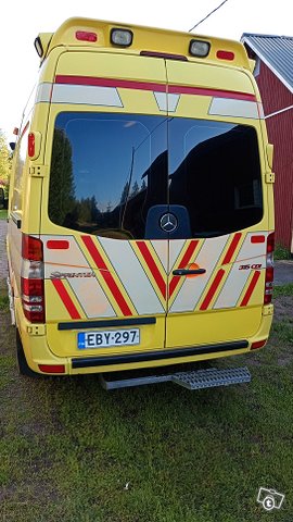 Mercedes-Benz Sprinter 2