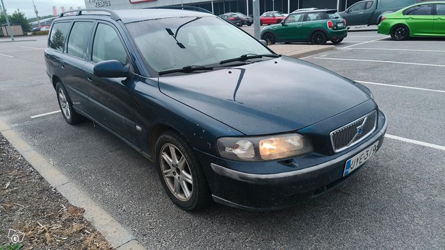 Volvo V70, kuva 1