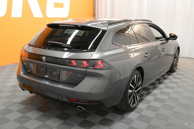 Peugeot 508 8