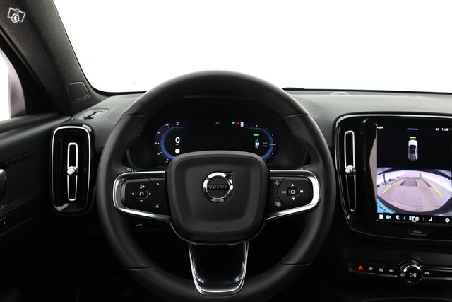 VOLVO C40 20