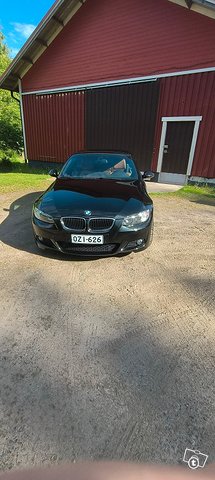 Bmw 320, kuva 1