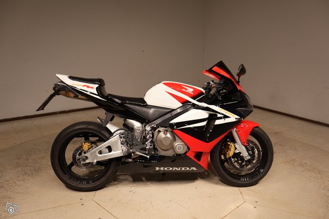 Honda CBR 6