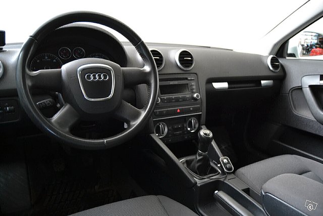 Audi A3 10