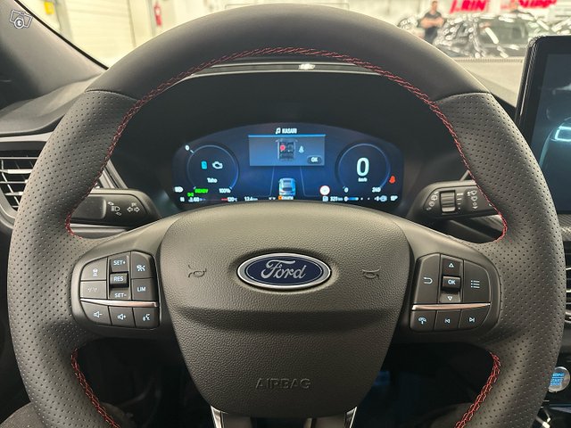 Ford Kuga 23