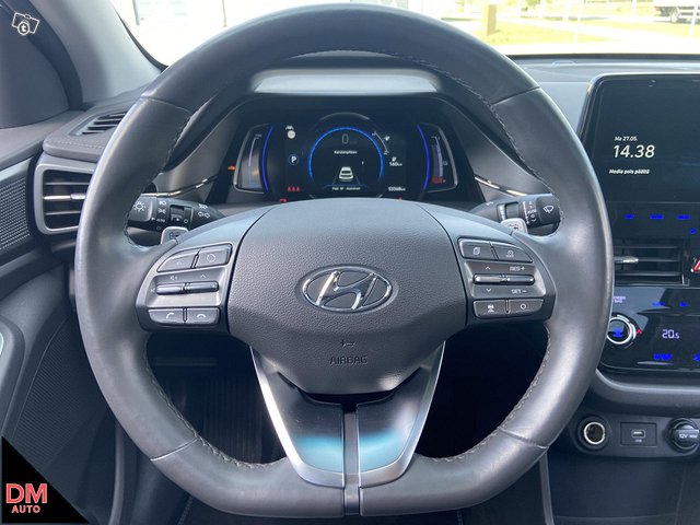 Hyundai Ioniq Electric 7