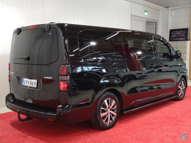 Toyota Proace Verso 3