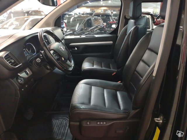 Toyota Proace Verso 10