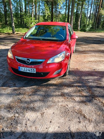 Opel Astra, kuva 1