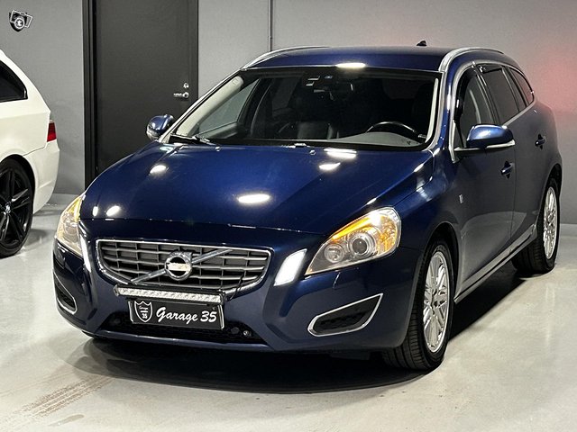 Volvo V60 13