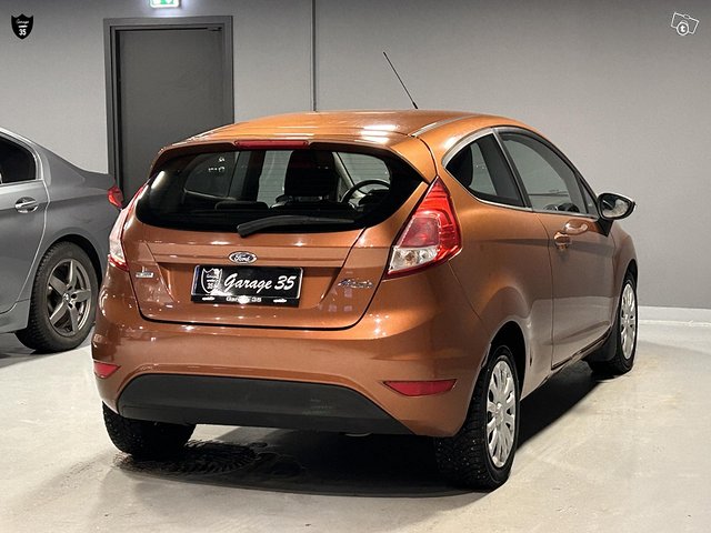 Ford Fiesta 15