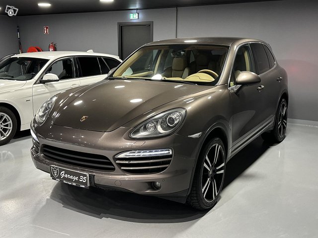 Porsche Cayenne 13