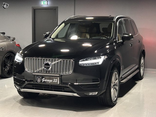 Volvo XC90 13