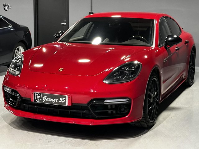 Porsche Panamera 13