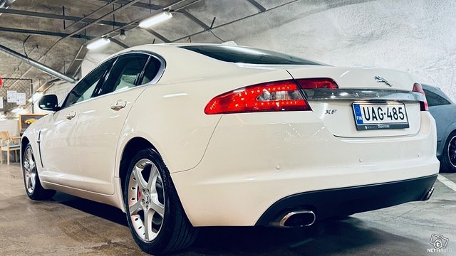 Jaguar XF 12