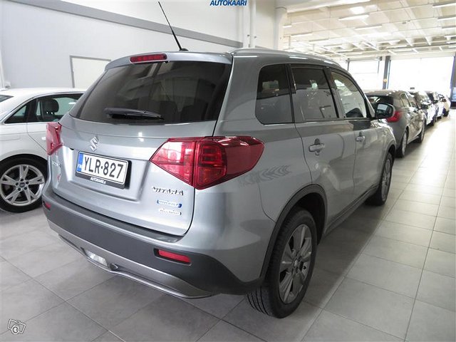 Suzuki Vitara 10