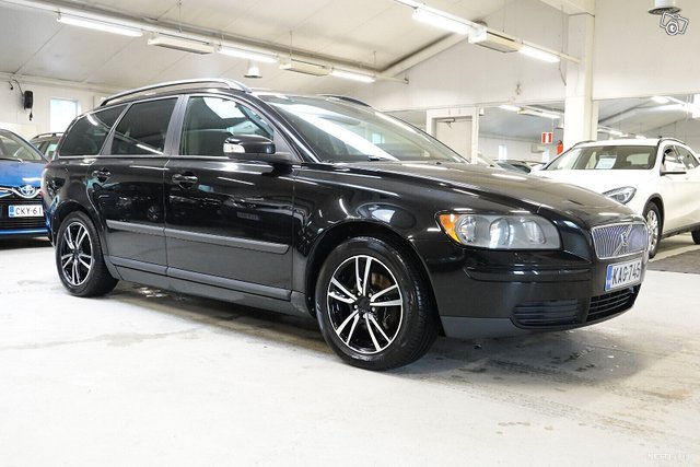 Volvo V50