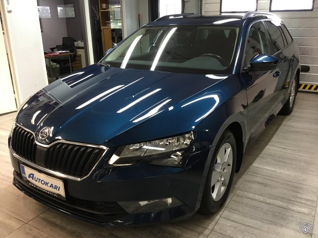 SKODA SUPERB 3