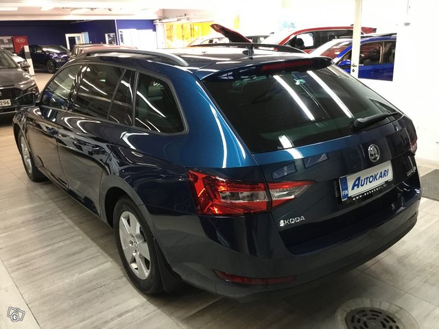 SKODA SUPERB 4