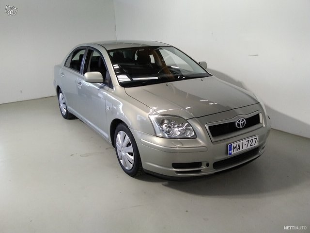 Toyota Avensis, kuva 1