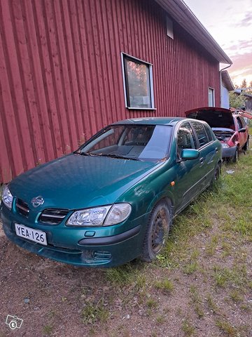 Nissan Almera