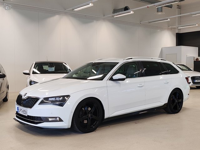 Skoda SUPERB, kuva 1