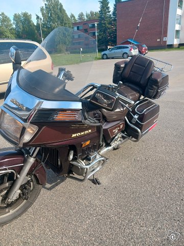 Honda gold wing 5