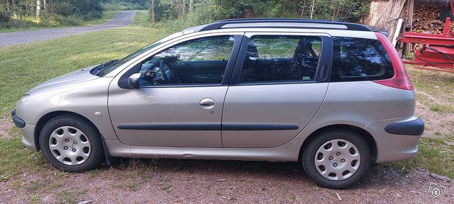 Peugeot 206, kuva 1