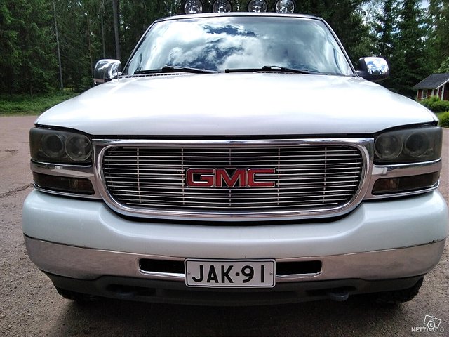 GMC Sierra 3