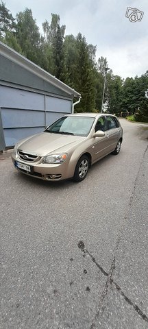 KIA Cerato, kuva 1