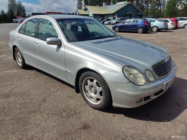 Mercedes-Benz E 5