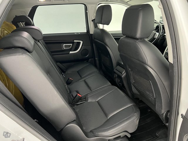 Land Rover Discovery Sport 7